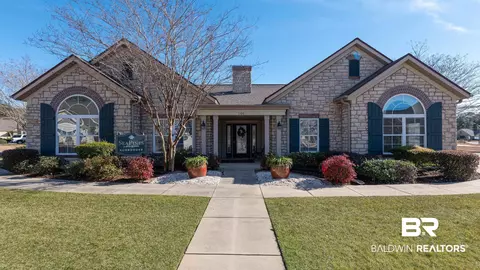 403 Holmes Ave #403, Foley, AL 36535