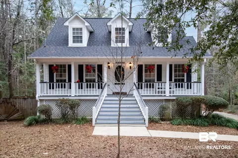 172 Fairway Dr, Daphne, AL 36526