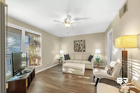 2029 Sea Cliff Dr #2B, Daphne, AL 36526