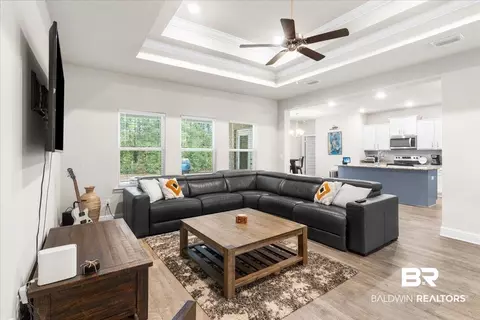 1727 E Amelia Dr, Mobile, AL 36695 photo 4