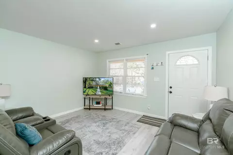 853 Wendover Rd, Mobile, AL 36608 photo 3