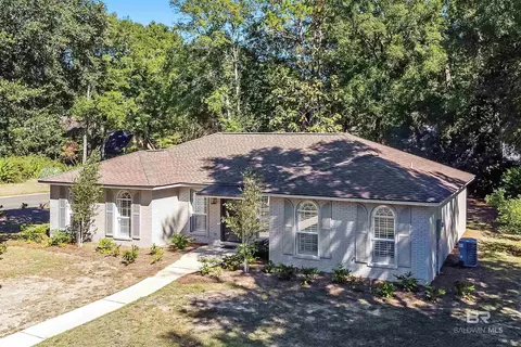 9 Quail Loop, Fairhope, AL 36532