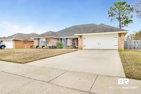 8372 Milton Rd, Mobile, AL 36695