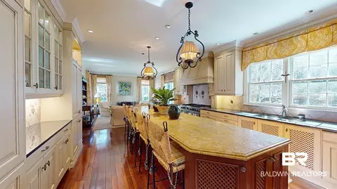 200 E Carmel Dr, Mobile, AL 36608 photo 9