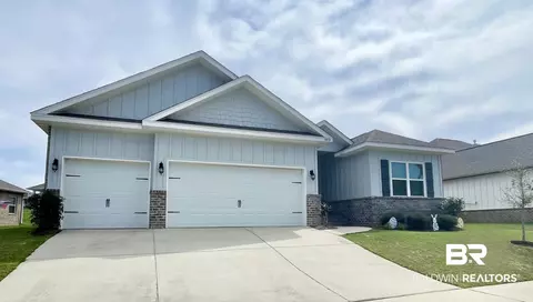 8832 Bronze Ln, Foley, AL 36535