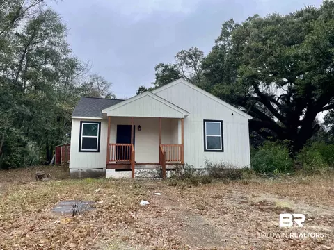 1110 Jackson Rd, Mobile, AL 36605