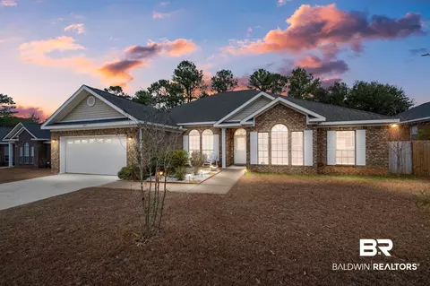 8357 Rocking Horse Cir, Daphne, AL 36526