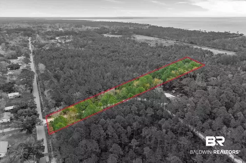 5414 Sumatra Dr, Coden, AL 36523 photo 3