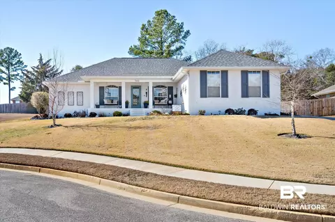 7840 W Eagle Creek Dr, Daphne, AL 36526