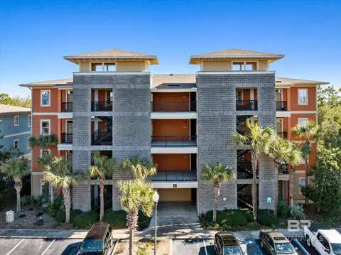 1430 Regency Rd #E201, Gulf Shores, AL 36542