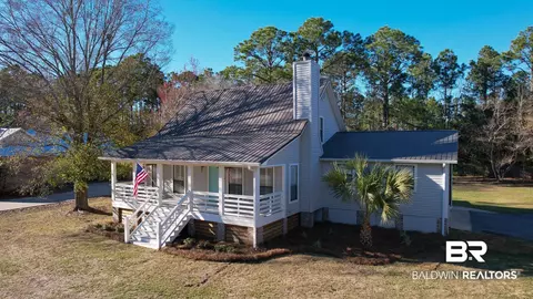 616 Wedgewood Dr, Gulf Shores, AL 36542