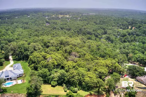 22969 Main St, Fairhope, AL 36532