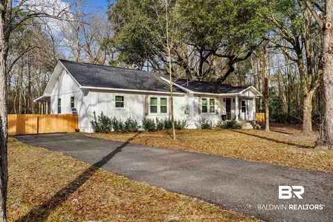721 Shiloh St, Saraland, AL 36571