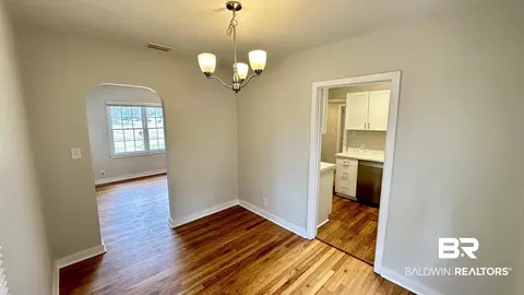118 Chartres Ave, Mobile, AL 36606 photo 8