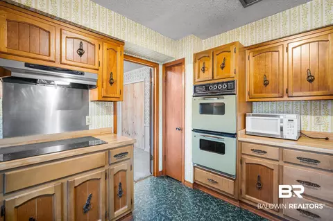 421 Pennington Cir, Mobile, AL 36606 photo 13