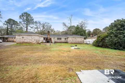 421 Pennington Cir, Mobile, AL 36606 photo 6