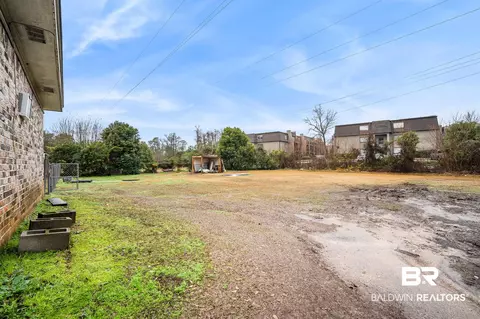 421 Pennington Cir, Mobile, AL 36606 photo 5