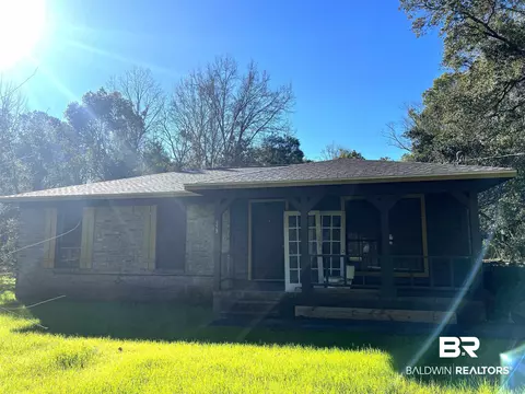 658 Nichols Ave, Fairhope, AL 36532