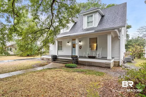 13 Hurlbert St, Mobile, AL 36607