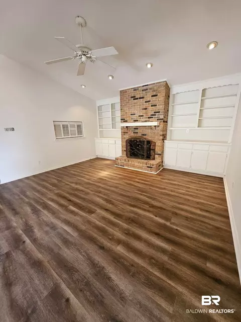 5732 Green Tree Rd, Mobile, AL 36609 photo 6