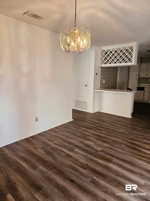5732 Green Tree Rd, Mobile, AL 36609 photo 11