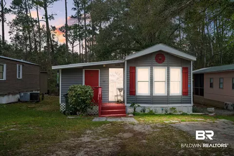 351 Buena Vista Dr, Lillian, AL 36549