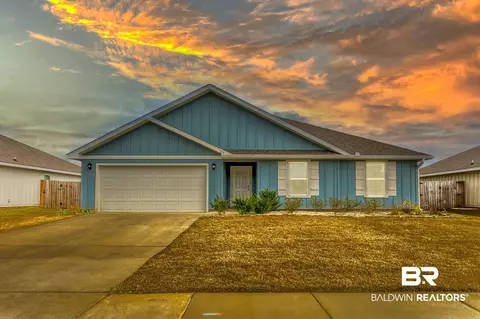 7056 Abigail St, Gulf Shores, AL 36542