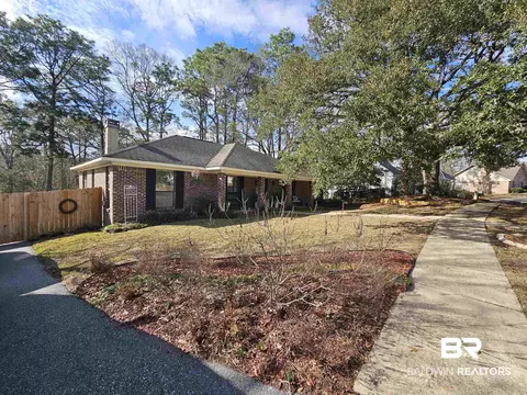 2874 Brookside Dr, Mobile, AL 36693 photo 2