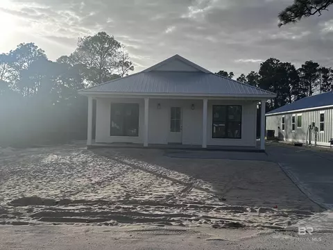 1977 Middle Brigadoon Trl, Gulf Shores, AL 36542