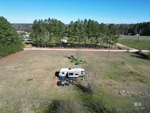 125 Adabell Rd, Atmore, AL 36502 photo 4