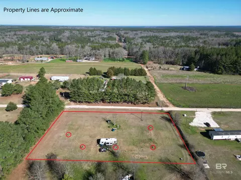 125 Adabell Rd, Atmore, AL 36502 photo 2