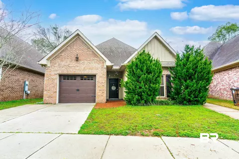 899 Grant Park Dr, Mobile, AL 36606