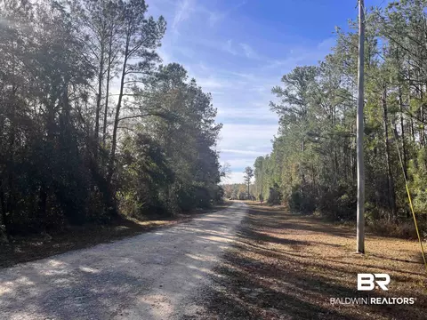 11894 W Bay Rd, Foley, AL 36535