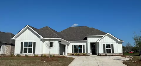 27392 French Settlement Dr, Daphne, AL 36526