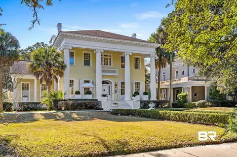 1207 Government St, Mobile, AL 36604