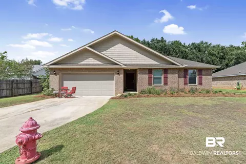 709 Amador Ave, Fairhope, AL 36532