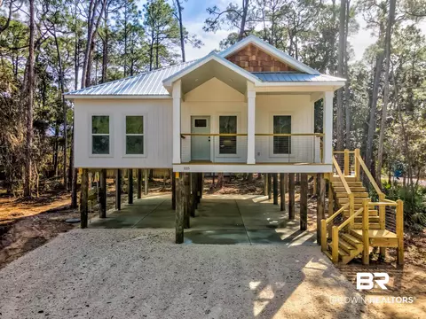 1115 Napoleon Pl, Dauphin Island, AL 36528