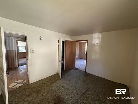 257 Cedar Dr, Mobile, AL 36617 photo 5