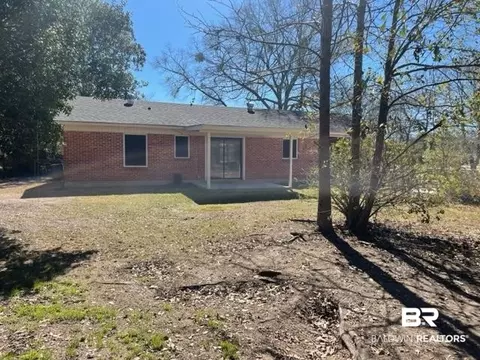 701 E Craig St, Atmore, AL 36502 photo 15