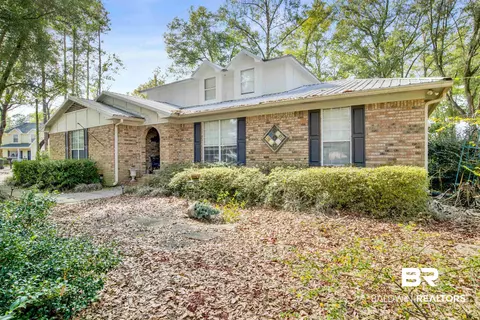 100 Moore Cir, Daphne, AL 36526