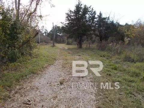 12230 Bay Rd, Foley, AL 36535