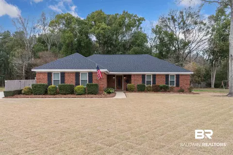 20765 Lowry Dr, Fairhope, AL 36532