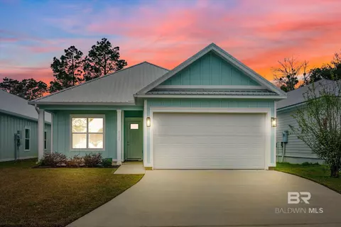8045 Carmel Cir, Foley, AL 36535