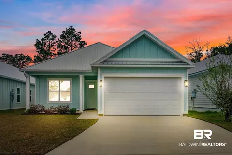 8045 Carmel Cir, Foley, AL 36535