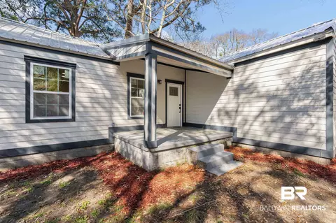 156 Potter Dr, Mobile, AL 36606 photo 2