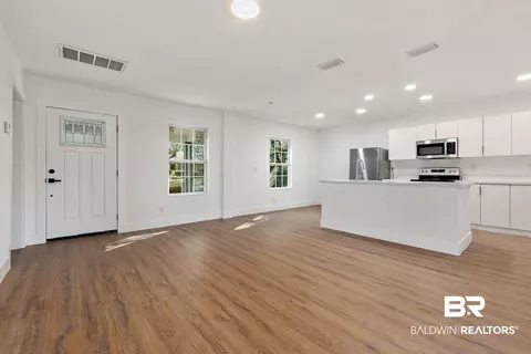 156 Potter Dr, Mobile, AL 36606 photo 6