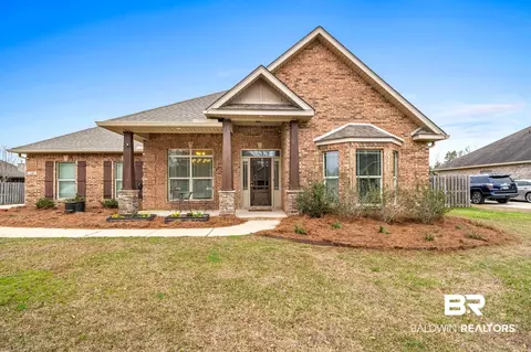 136 Stratford St, Fairhope, AL 36532