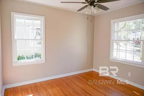 215 Pinehill Dr, Mobile, AL 36606 photo 14