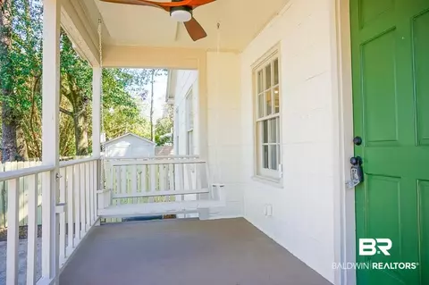 215 Pinehill Dr, Mobile, AL 36606 photo 3