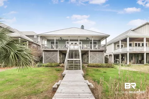 28500 Harbor Ct, Elberta, AL 36530